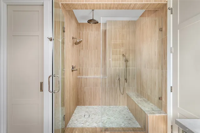 $1,995,000 | 1136 Woodland Street, Houston, TX 77009