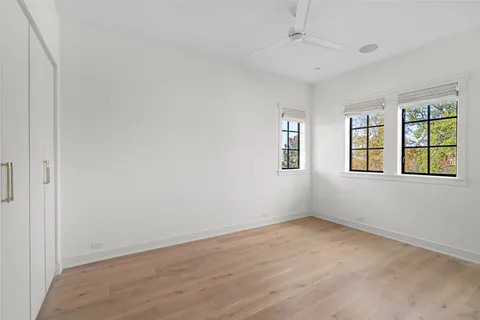 $1,995,000 | 1136 Woodland Street, Houston, TX 77009