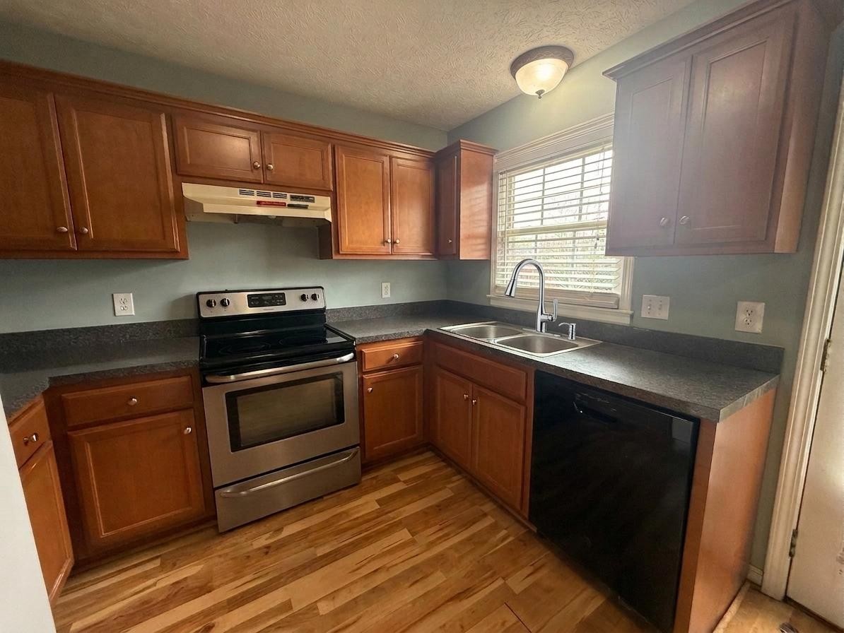 1532 Lewis Road Madison, TN 37115 - Photo 5 of 9 Gallery Image 5