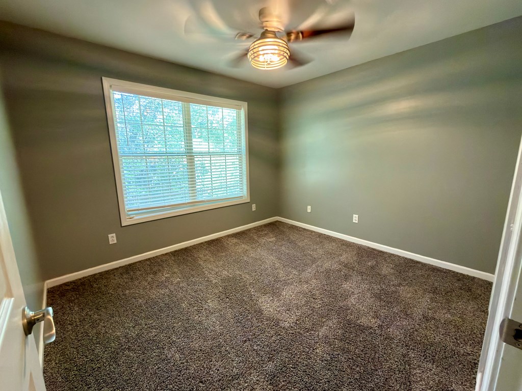 1030 Baywood Road Dothan, AL 36305 - Photo 13 of 26