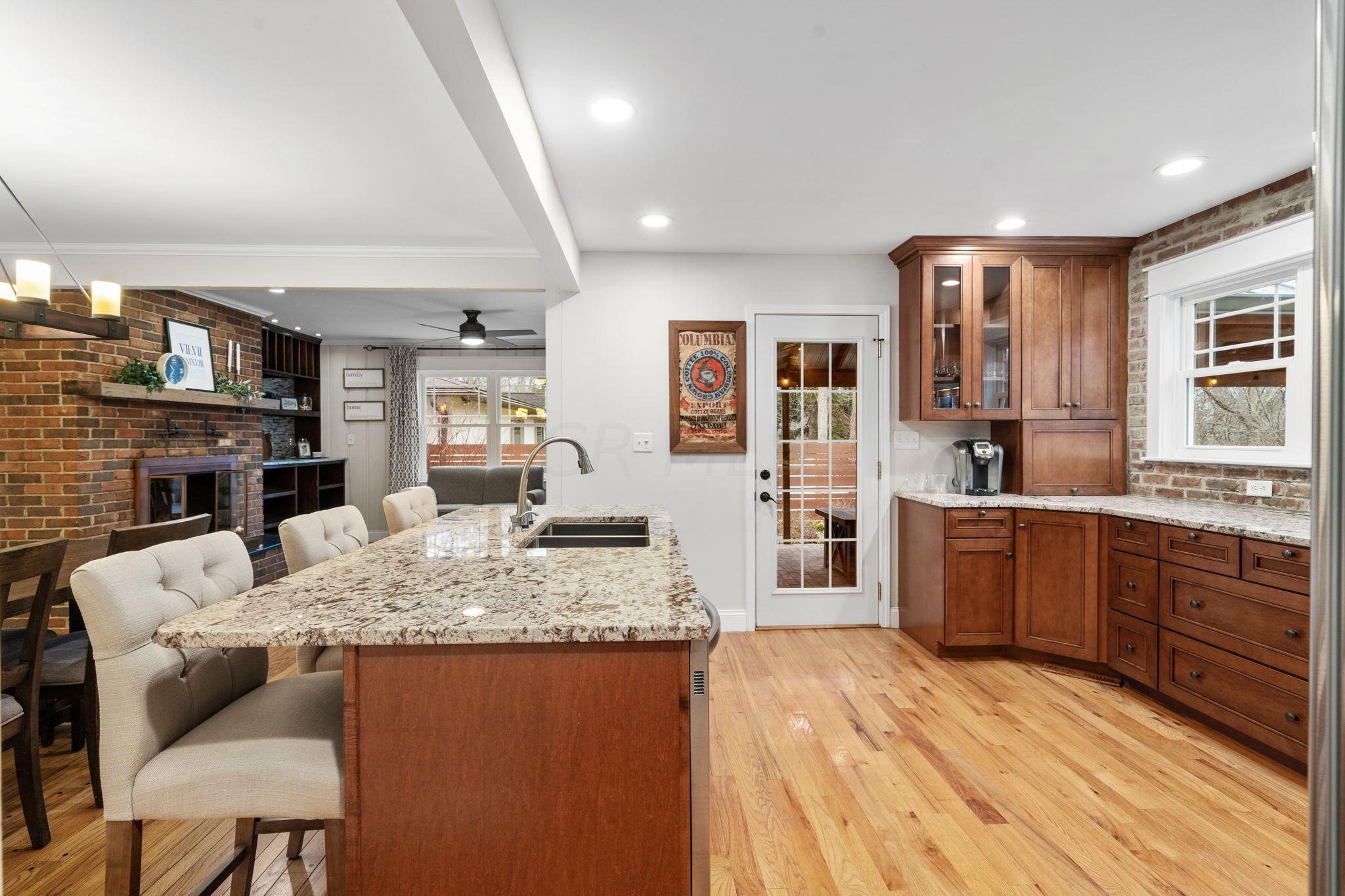 2749 Minerva Lake Road Columbus, OH 43231 - Photo 36 of 100 36-web-or-mls-DSC09272