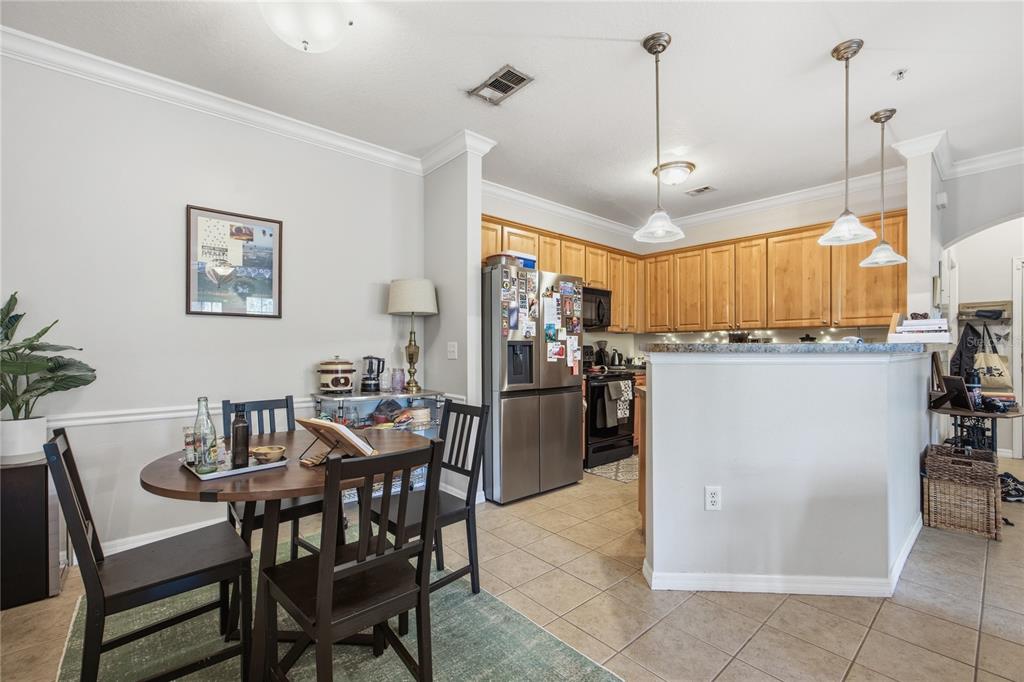 1245 Southwest 9th Road, Unit 202 Gainesville, FL 32601 - Photo 11 of 25