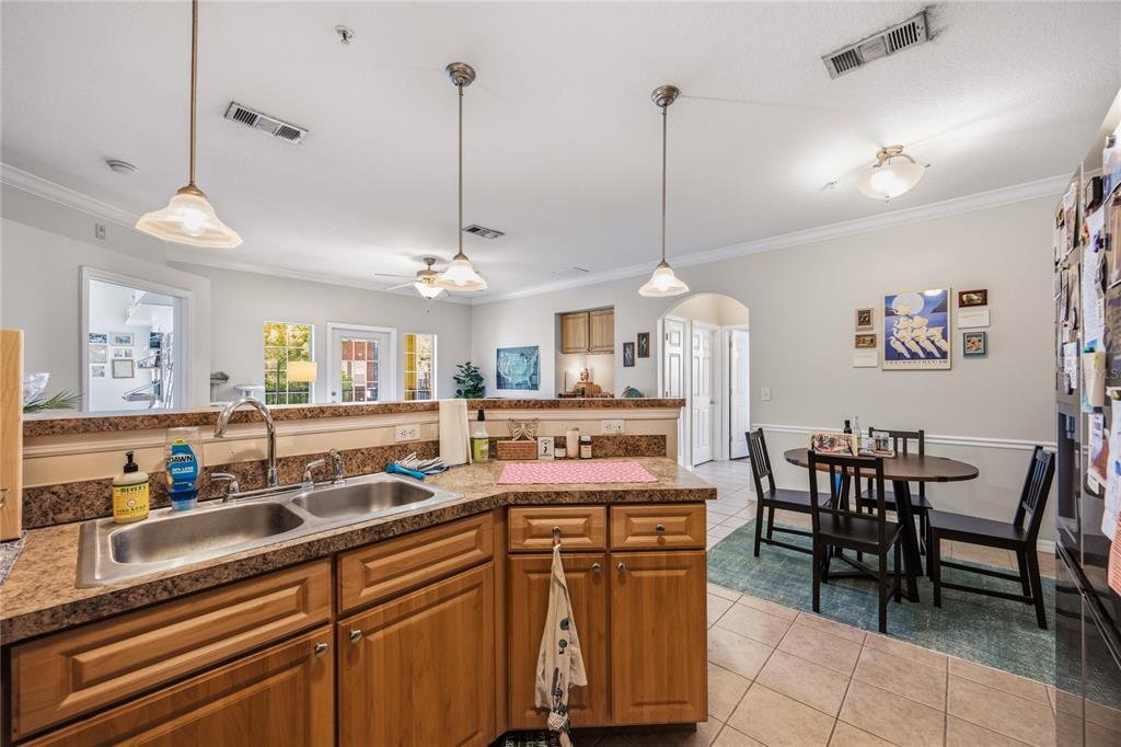 1245 Southwest 9th Road, Unit 202 Gainesville, FL 32601 - Photo 14 of 25