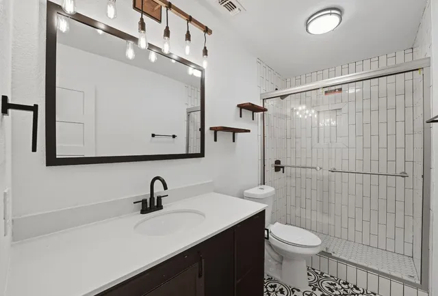 $175,000 | 2124 Burton Drive, Unit 133, Austin, TX 78741