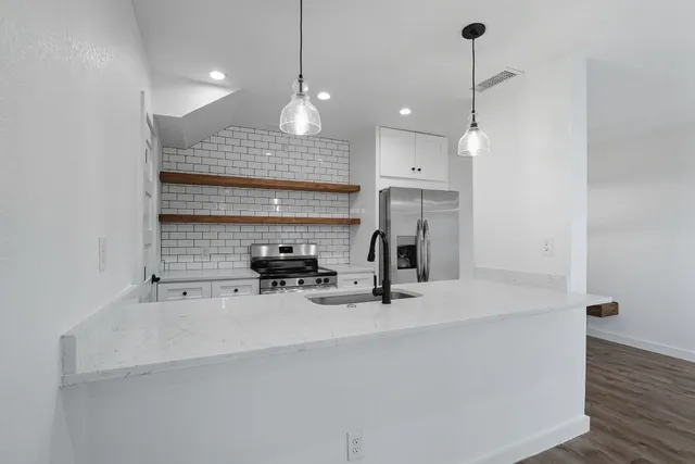 $175,000 | 2124 Burton Drive, Unit 133, Austin, TX 78741