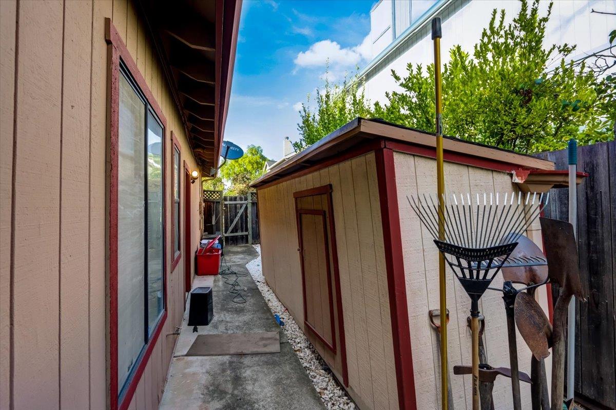 952 Corbel Common Fremont, CA 94539 - Photo 41 of 50 a view of a house with a small porch