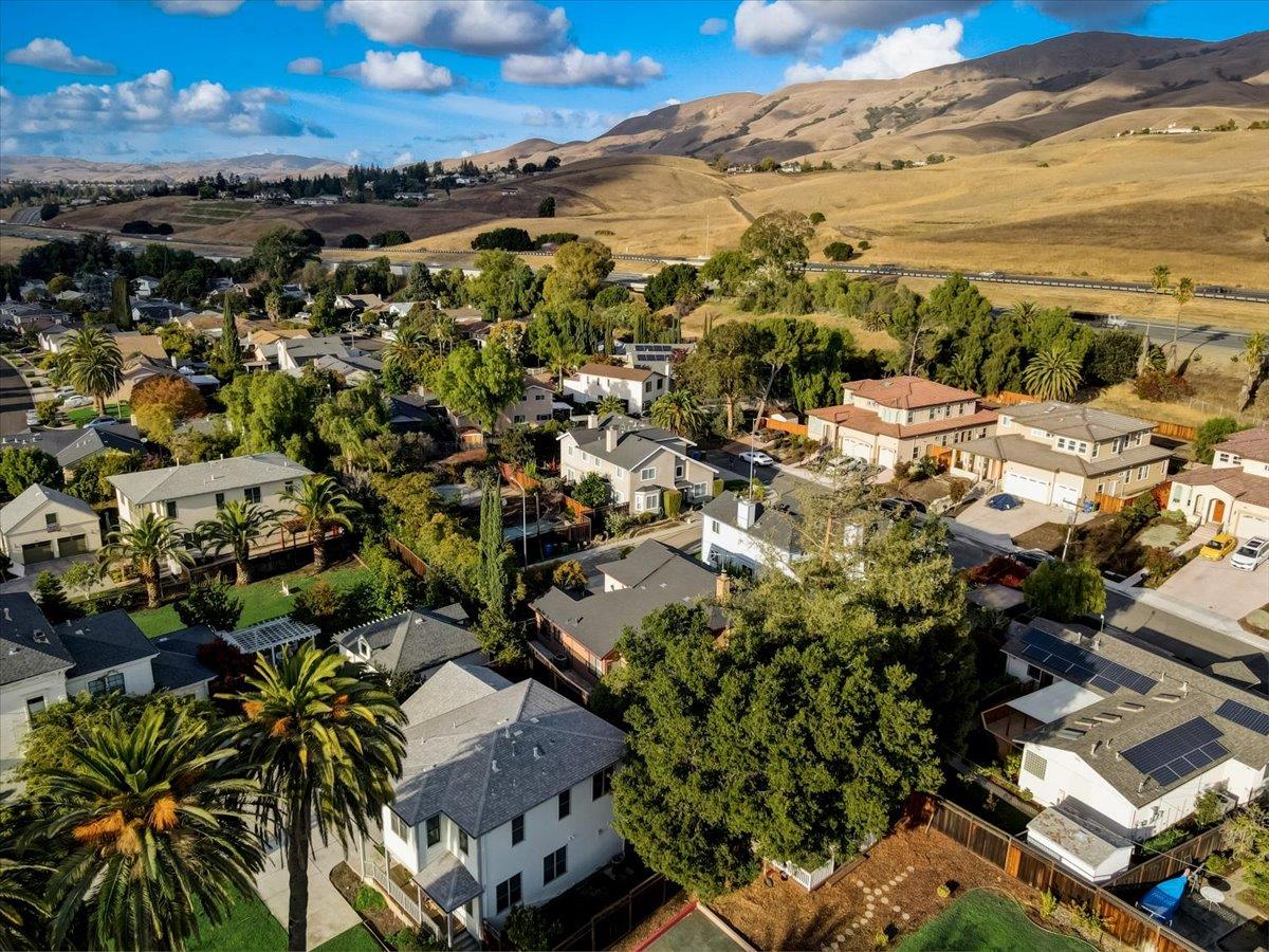 952 Corbel Common Fremont, CA 94539 - Photo 47 of 50 a view of a city