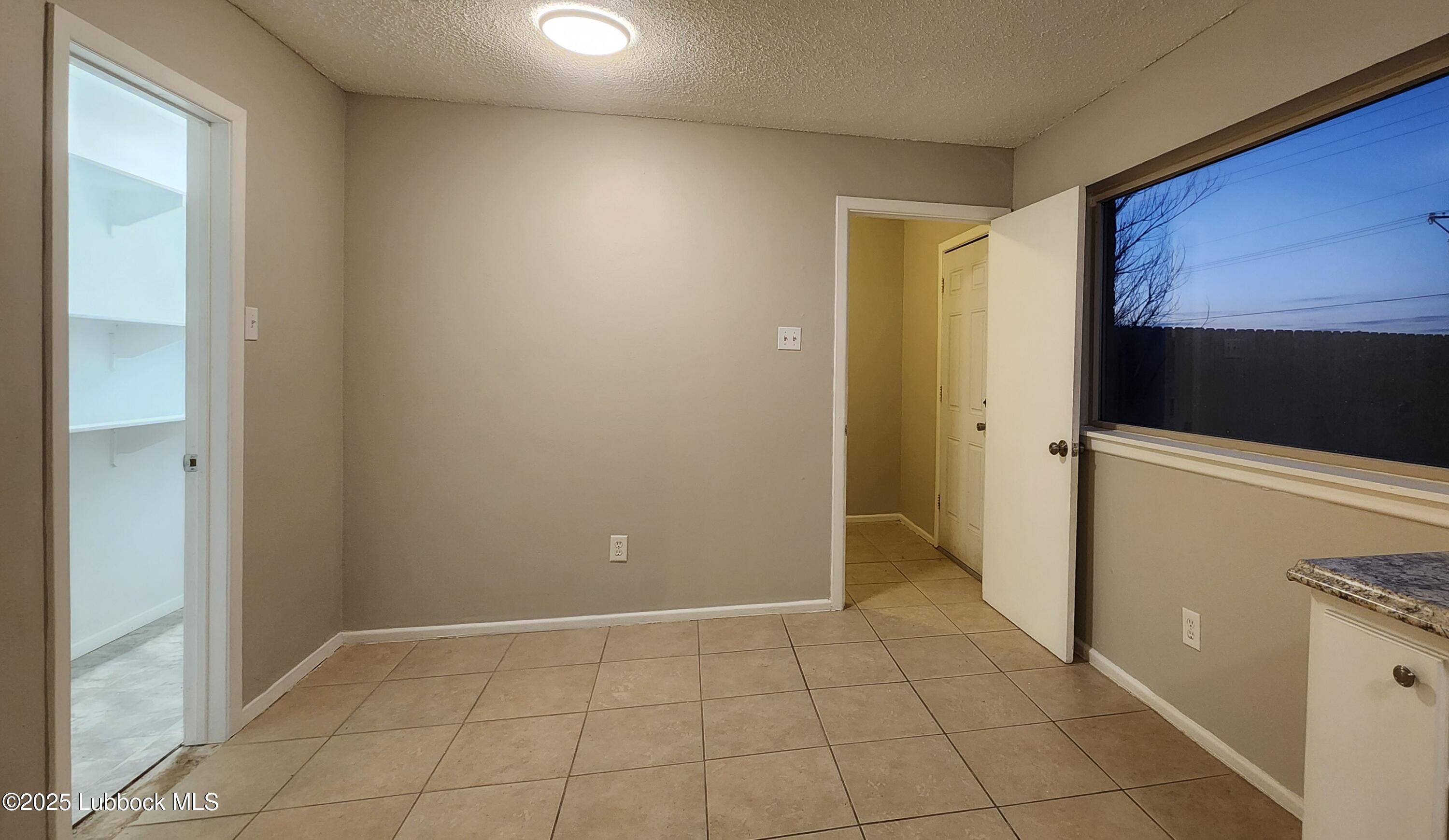 4530 Marshall Street Lubbock, TX 79416 - Photo 4 of 20 20250113_181812