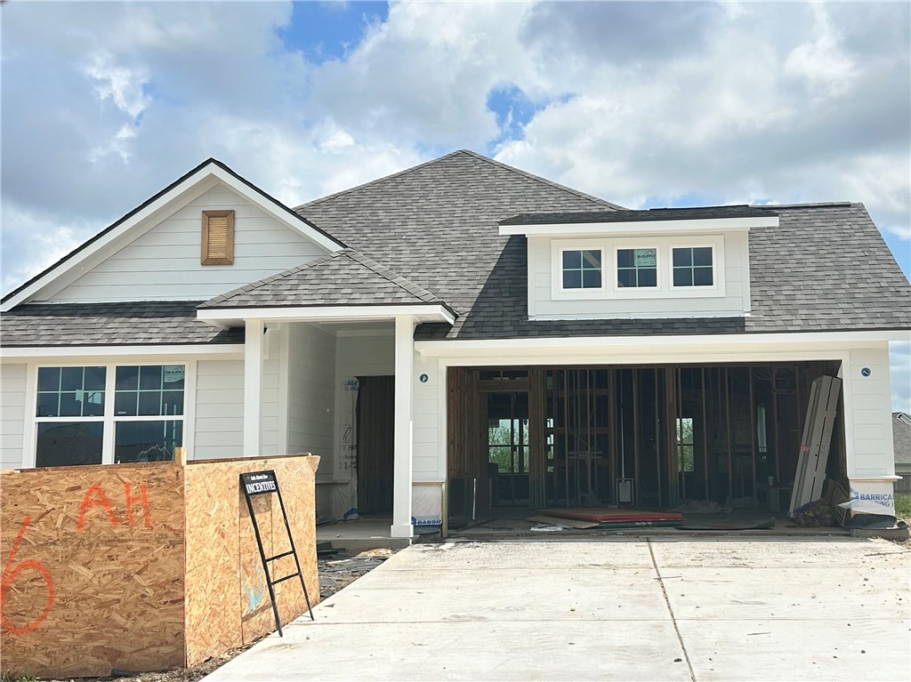 a house view with a outdoor space