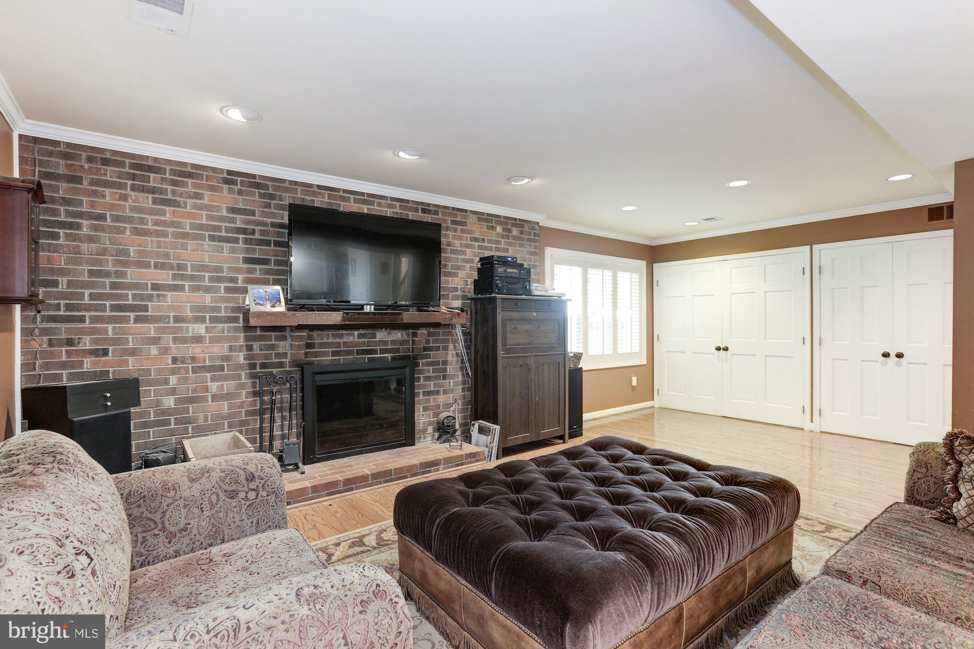 4528 Gilbertson Road Fairfax, VA 22032 - Photo 11 of 31