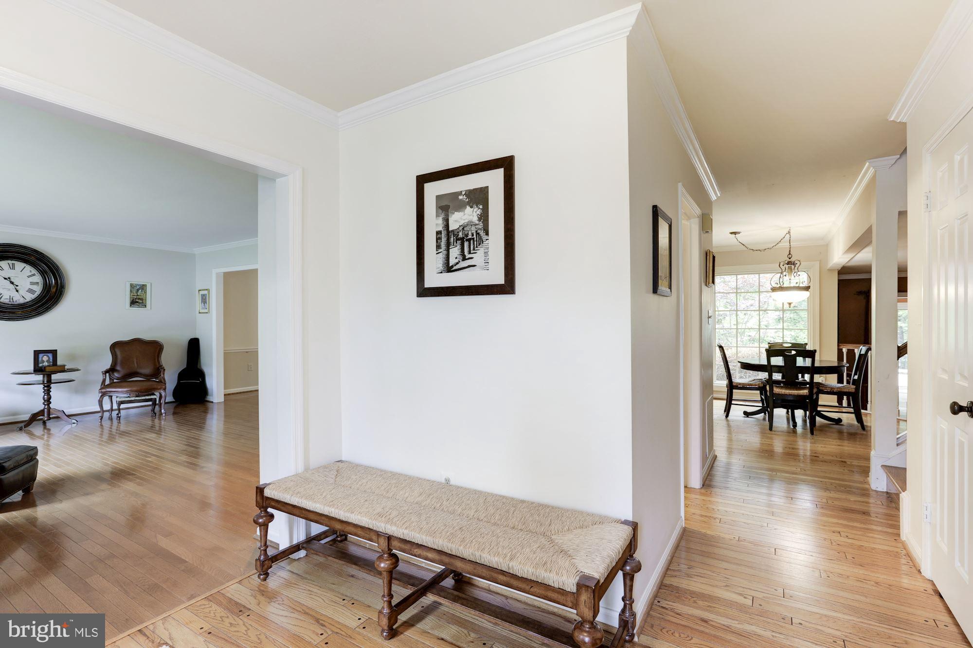 4528 Gilbertson Road Fairfax, VA 22032 - Photo 3 of 31