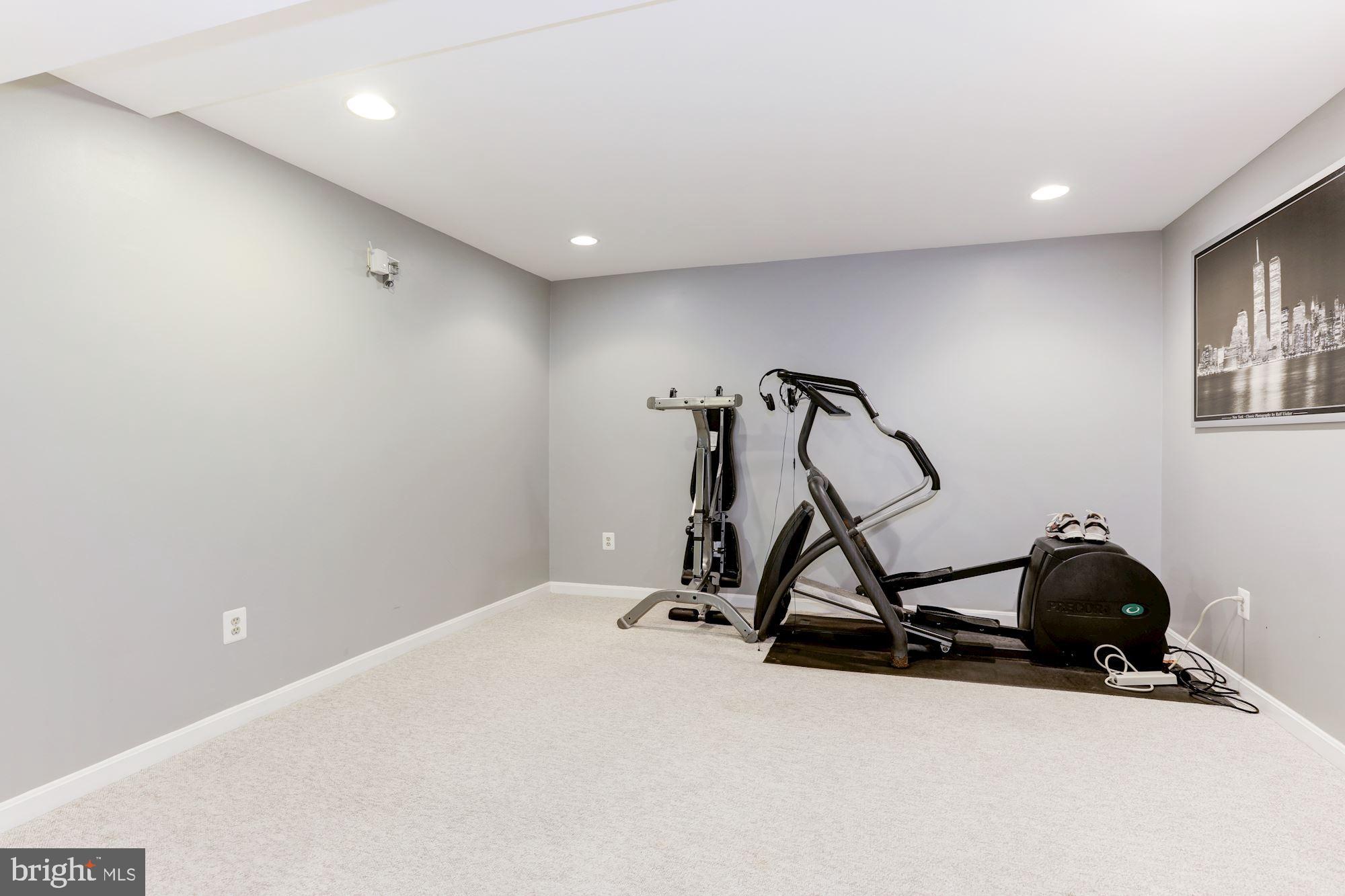 4528 Gilbertson Road Fairfax, VA 22032 - Photo 25 of 31