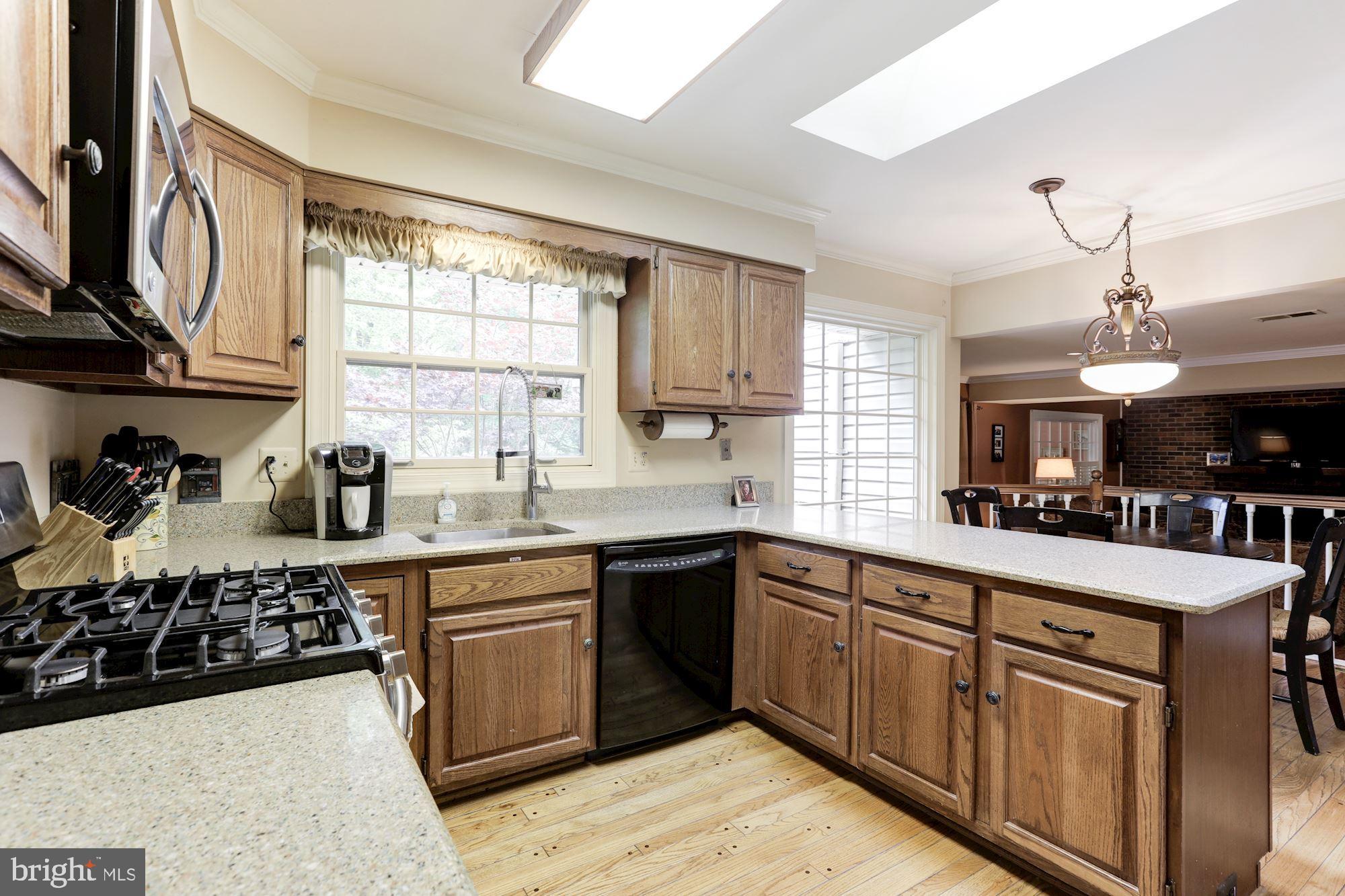 4528 Gilbertson Road Fairfax, VA 22032 - Photo 7 of 31