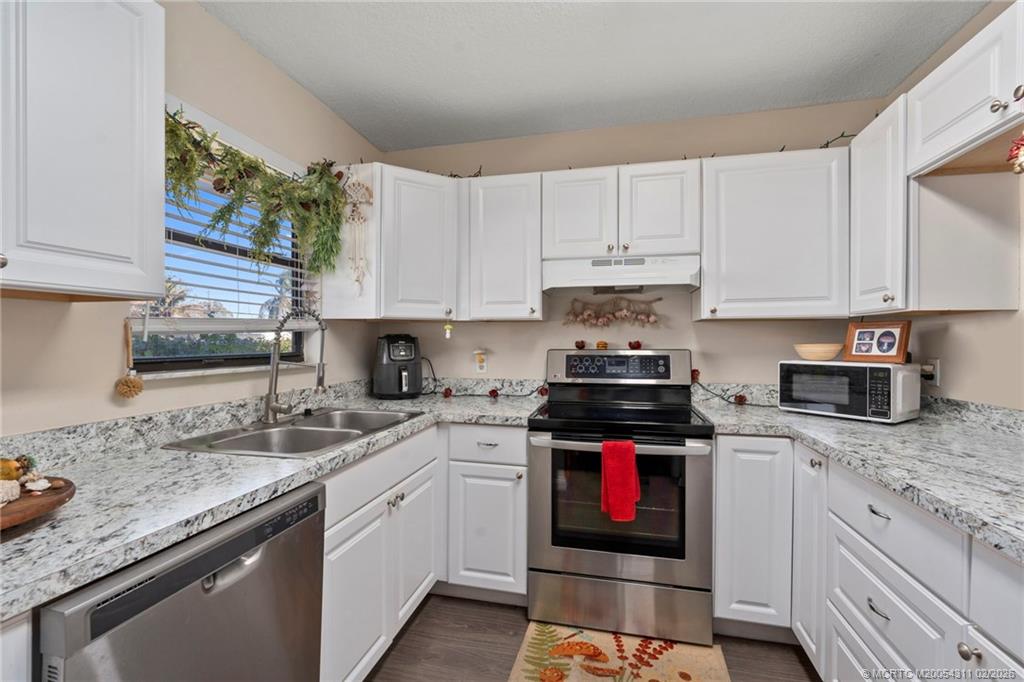 6240 Kendrick Street Jupiter, FL 33458 - Photo 24 of 44