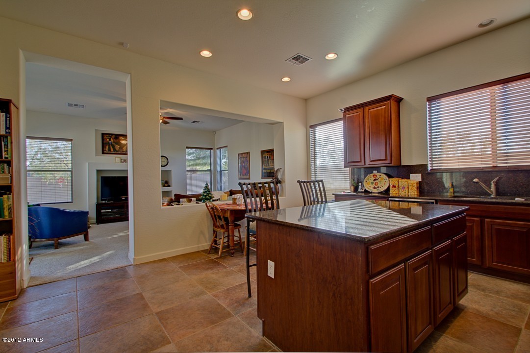 2217 West Eagle Feather Road Phoenix, AZ 85085 - Photo 4 of 34 Eagle Feather (6)