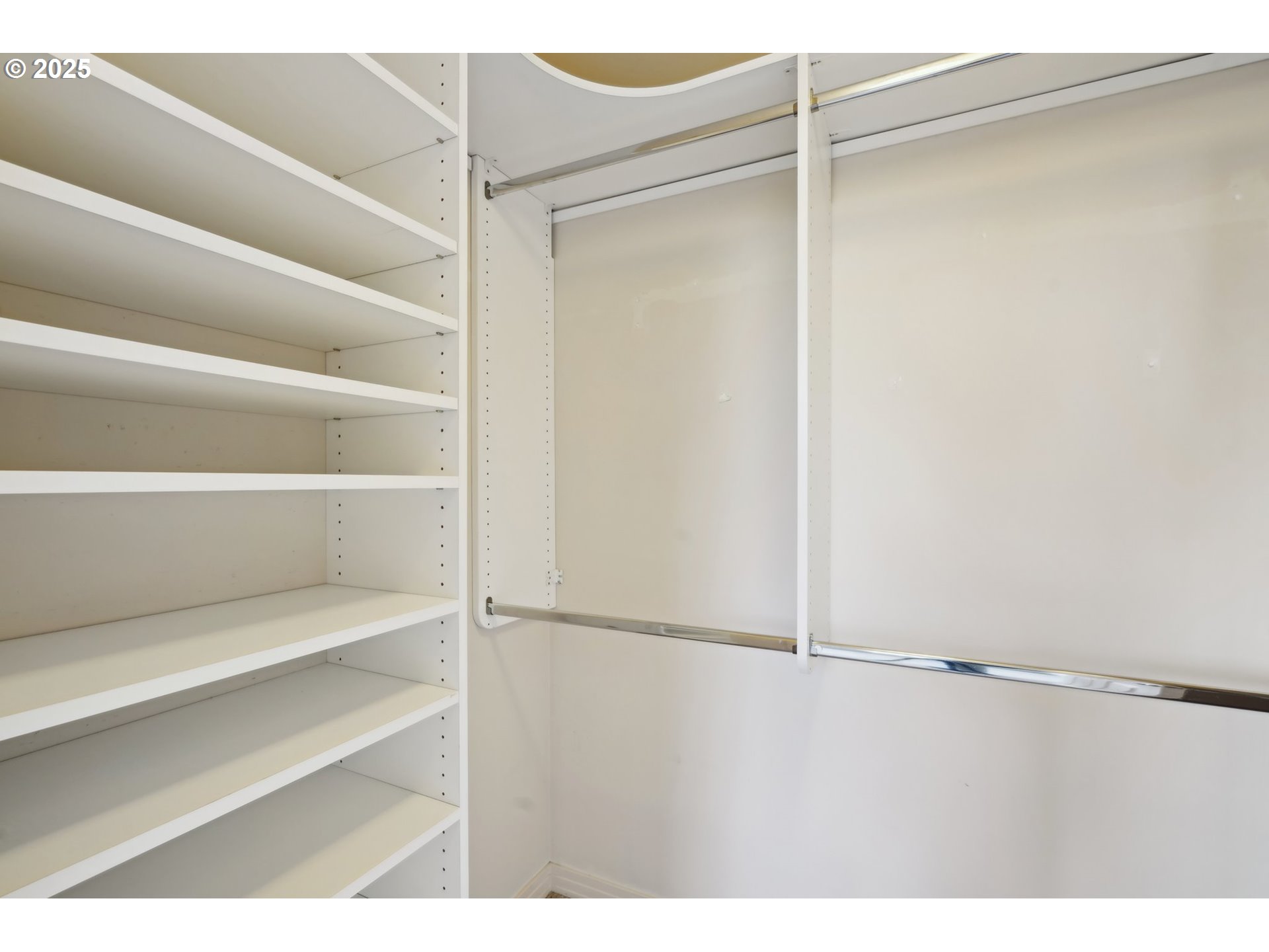 1132 Southwest 19th Avenue, Unit 512 Portland, OR 97205 - Photo 24 of 34