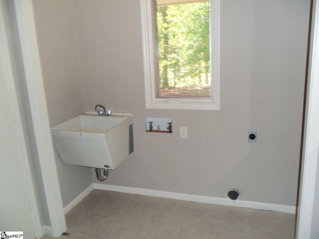 160 State Rd S-42-7481 Roebuck, SC 29376 - Photo 19 of 35 Gallery Image 19