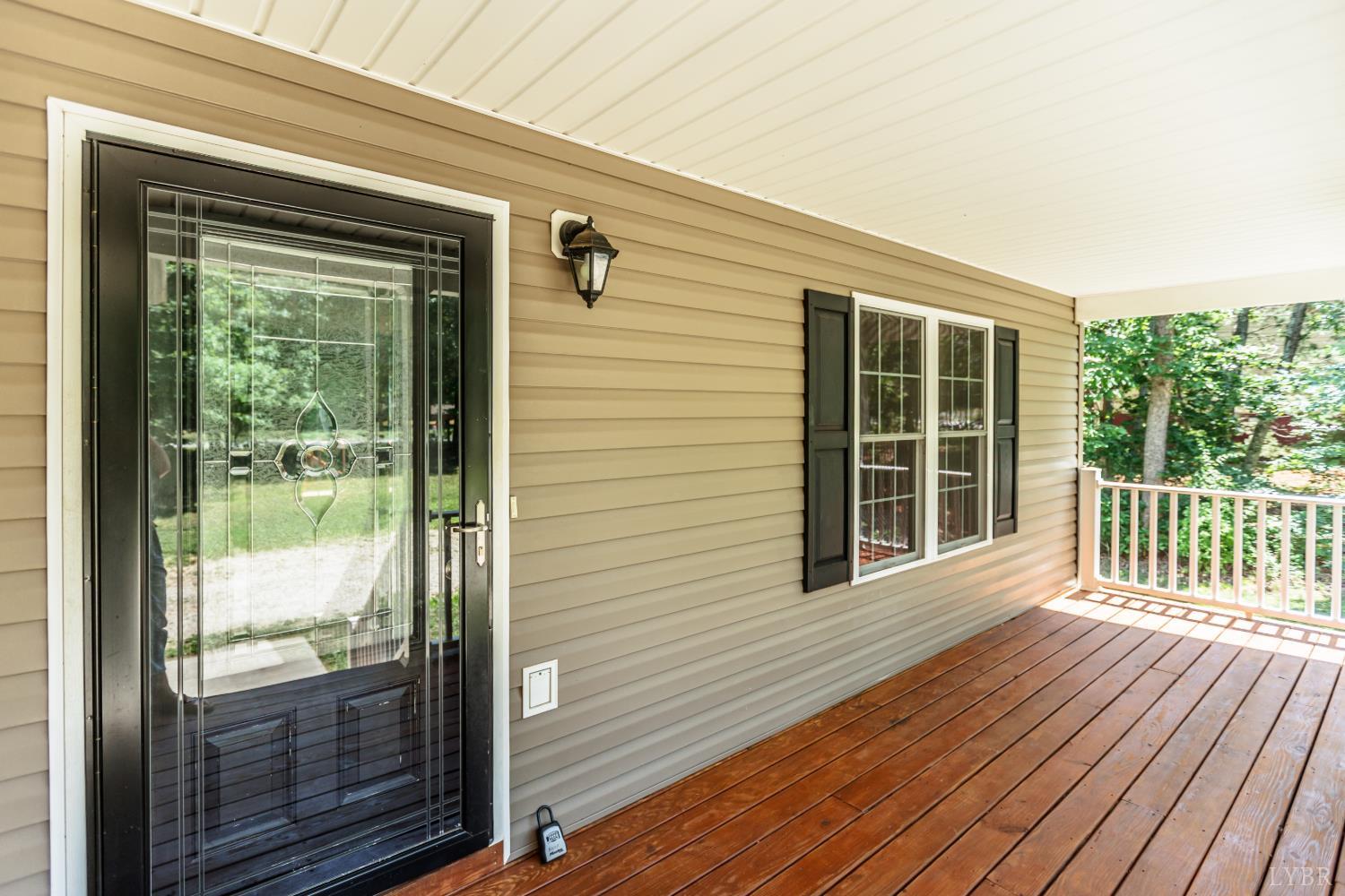 316 Tower Hill Road Appomattox, VA 24522 - Photo 3 of 46