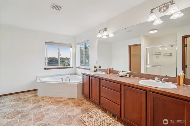 $639,999 | 1324 Hansberry Avenue Northeast, Orting, WA 98360