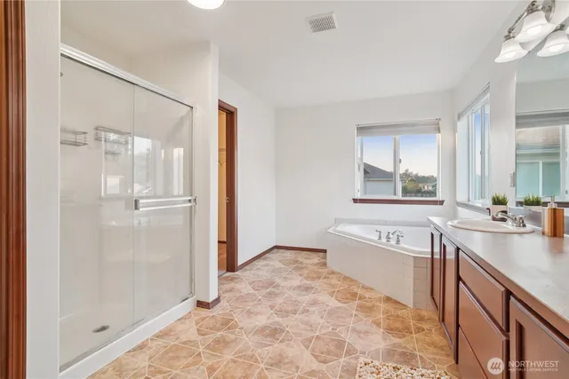 $639,999 | 1324 Hansberry Avenue Northeast, Orting, WA 98360