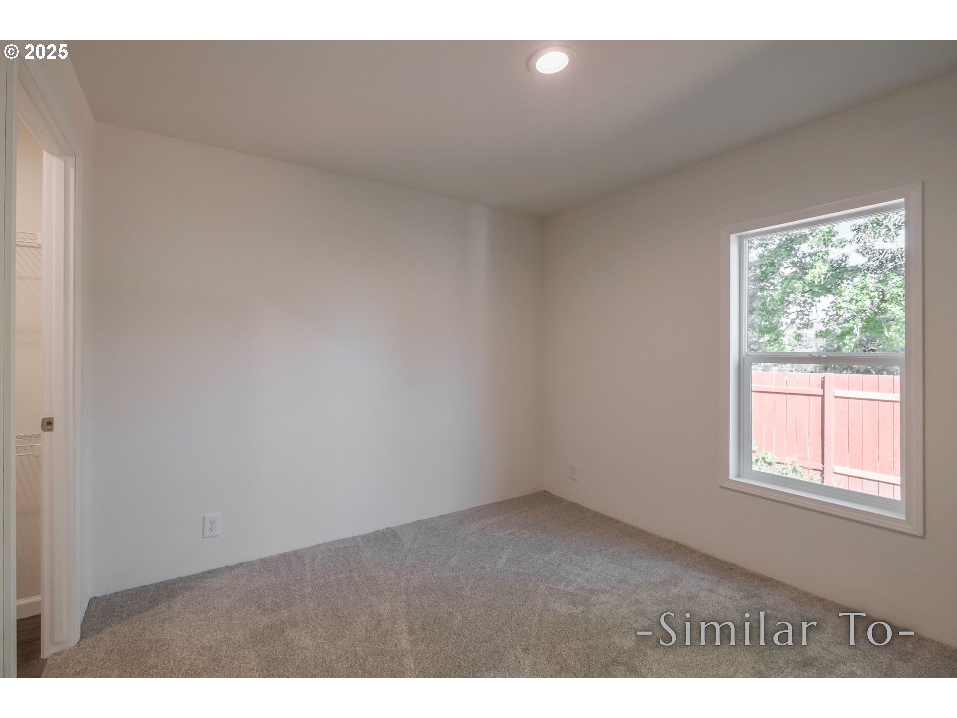 3223 Comber Court Northeast Salem, OR 97305 - Photo 23 of 39 a view of an empty room and window