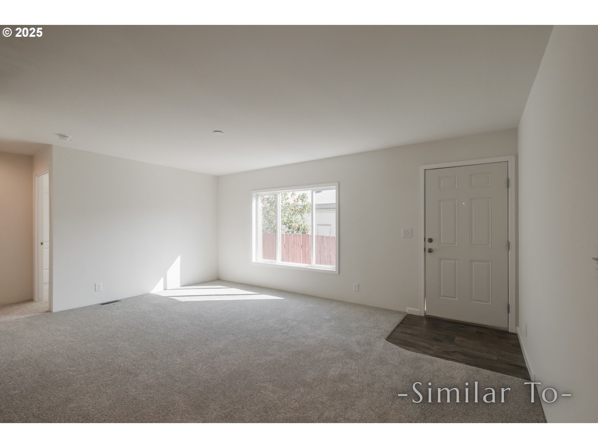 3223 Comber Court Northeast Salem, OR 97305 - Photo 5 of 39 a view of empty room with window