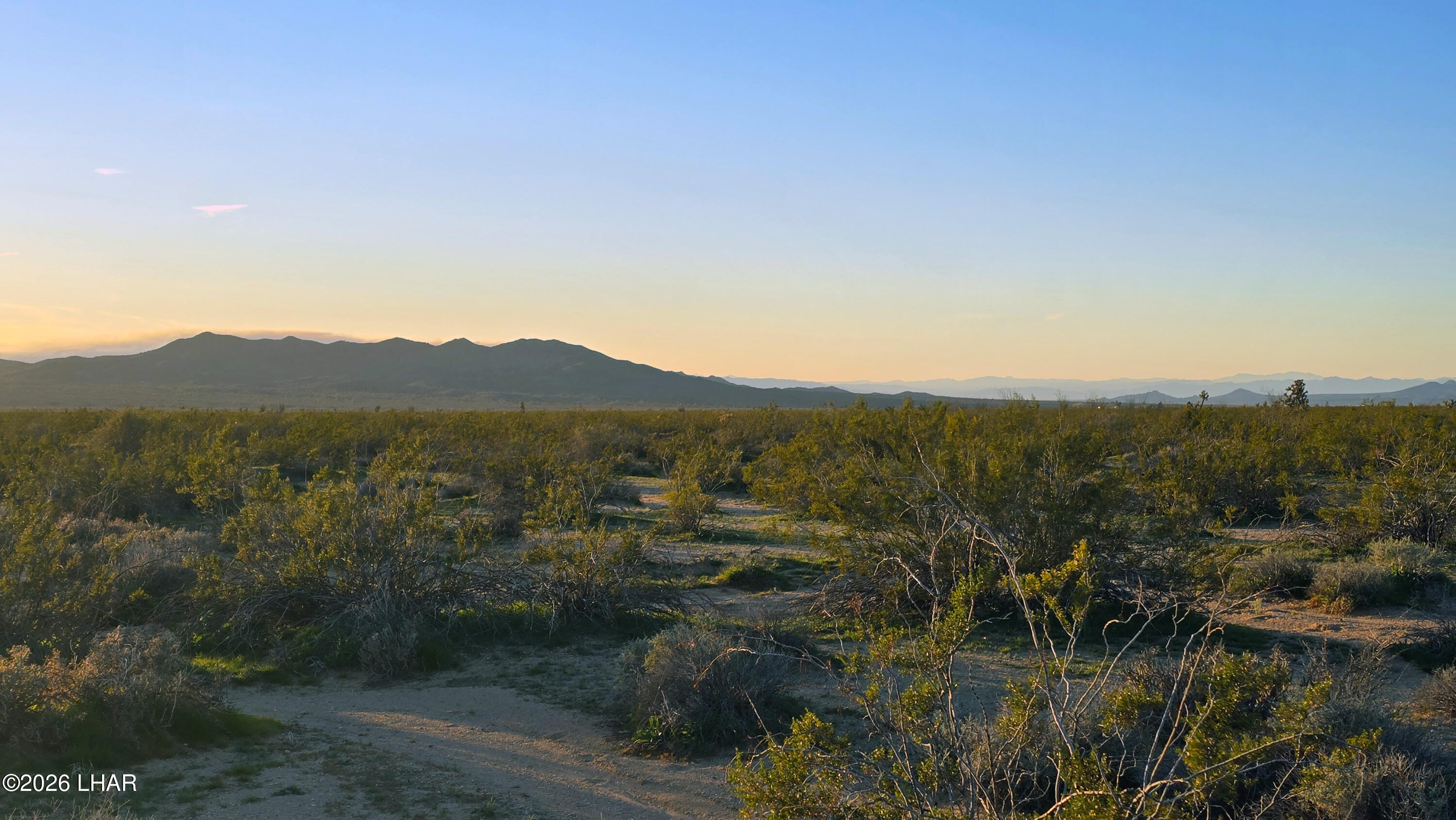 2455 South Lone Ranger Road Yucca, AZ 86438 - Photo 16 of 24 20260119_173324