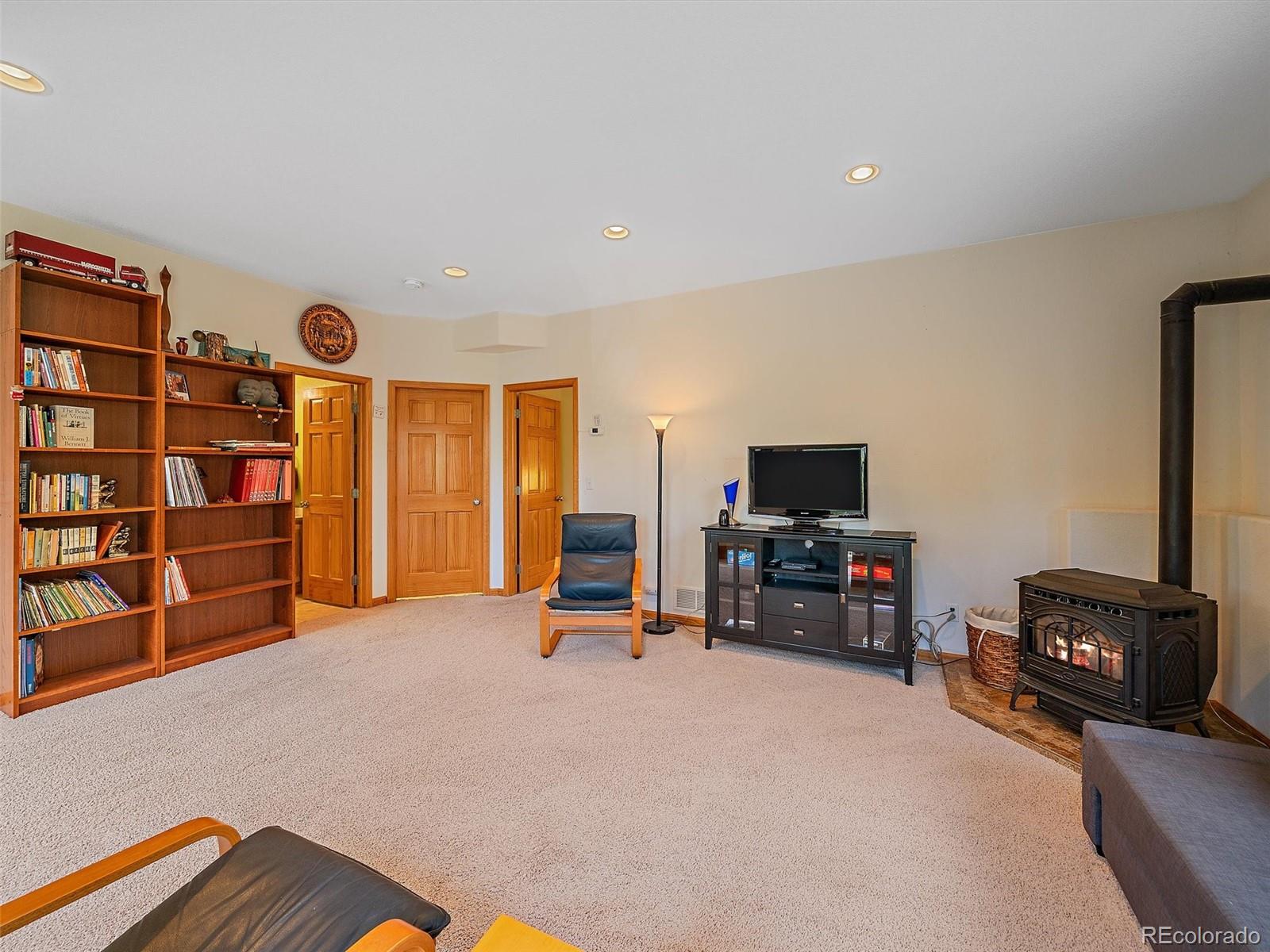 6752 South Columbine Road Evergreen, CO 80439 - Photo 22 of 42