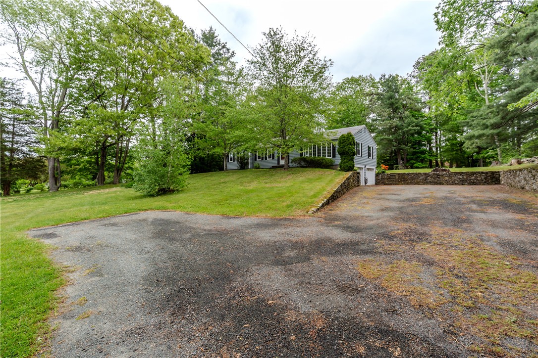 615 West Greenville Road Scituate, RI 02857 - Photo 4 of 50