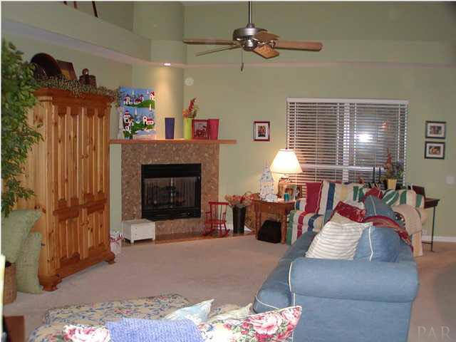 6011 Otter Point Road Pensacola, FL 32504 - Photo 2 of 7 Great Room