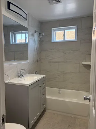 $4,000 | 514 East Park Avenue, Unit UPPR, Long Beach, NY 11561