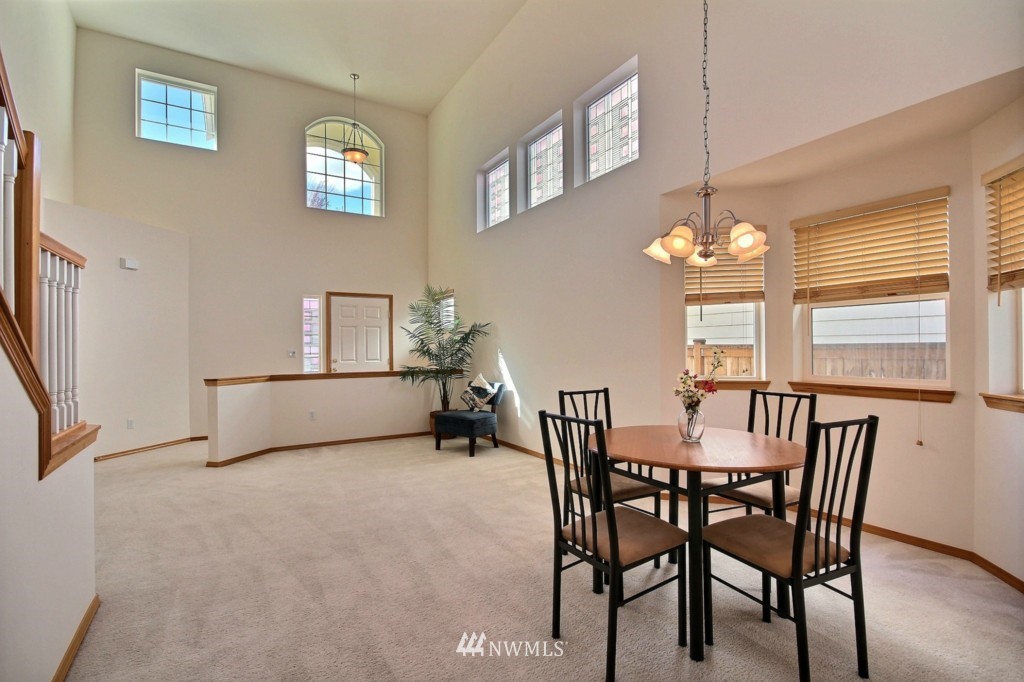 314 Shadow Place Southeast Renton, WA 98059 - Photo 2 of 20