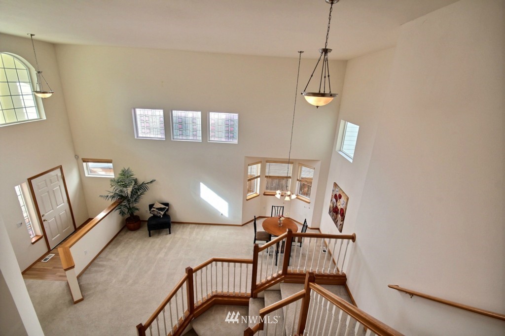 314 Shadow Place Southeast Renton, WA 98059 - Photo 4 of 20