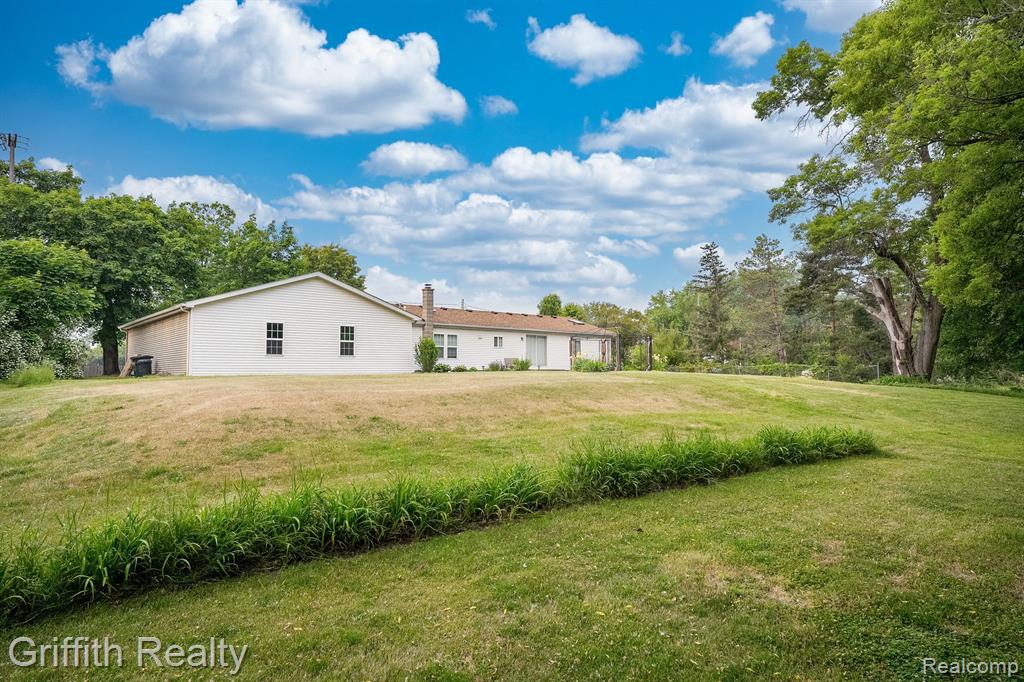 1250 West Cohoctah Road Howell, MI 48855 - Photo 29 of 35