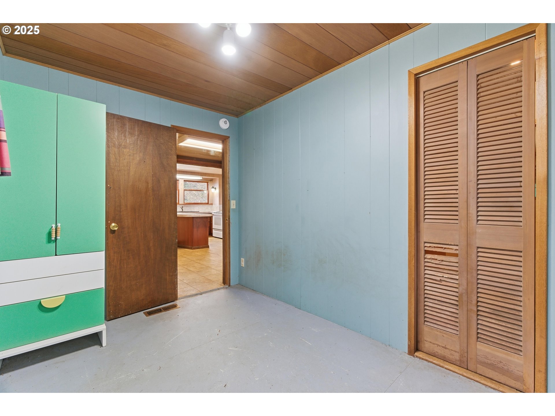 93270 Knappa Platt Road Astoria, OR 97103 - Photo 25 of 43