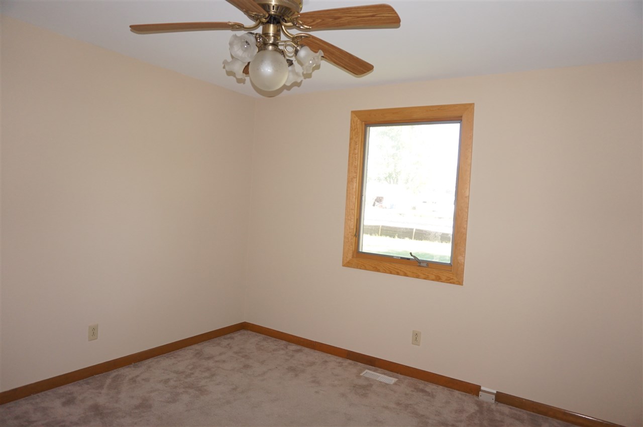 622 West Gump Road Fort Wayne, IN 46845 - Photo 14 of 26 Gallery Image 14