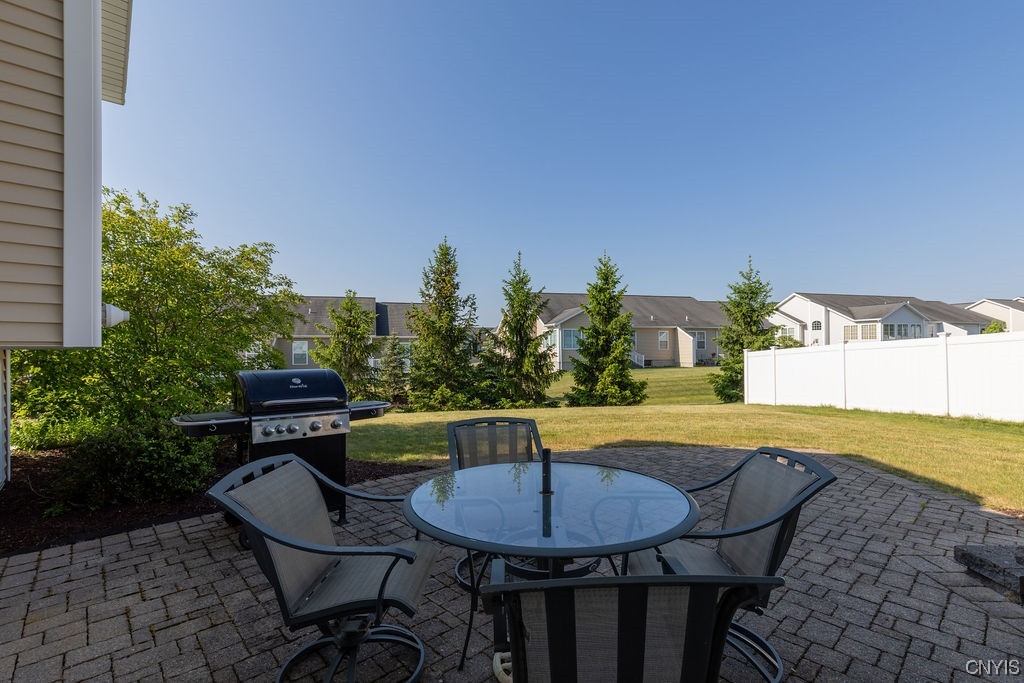 3722 Pegasus Circle Camillus, NY 13209 - Photo 3 of 50