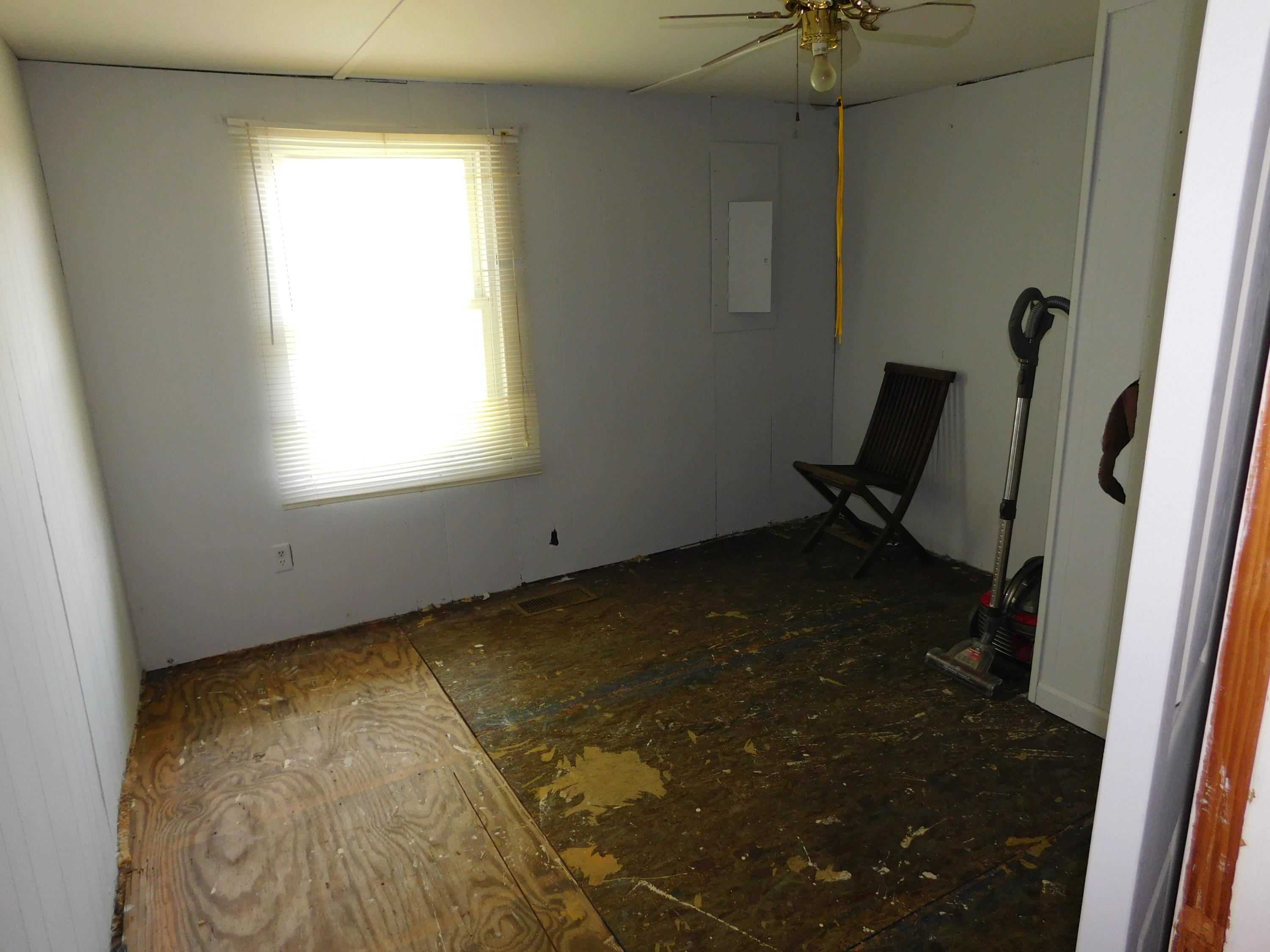 1549 Goodfield Road Decatur, TN 37322 - Photo 14 of 22 Goodfield 159