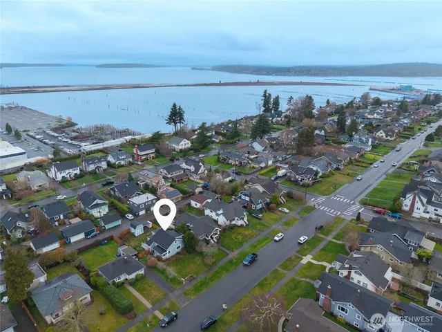 $545,000 | 1018 Rucker Avenue, Everett, WA 98201