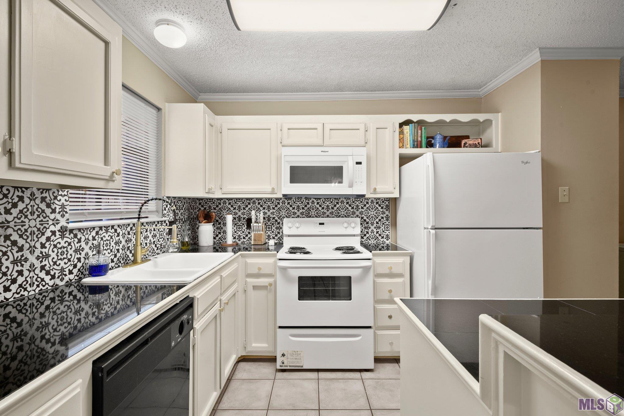 932 Ridgepoint Court, Unit 932 Baton Rouge, LA 70810 - Photo 8 of 18 Gallery Image 8