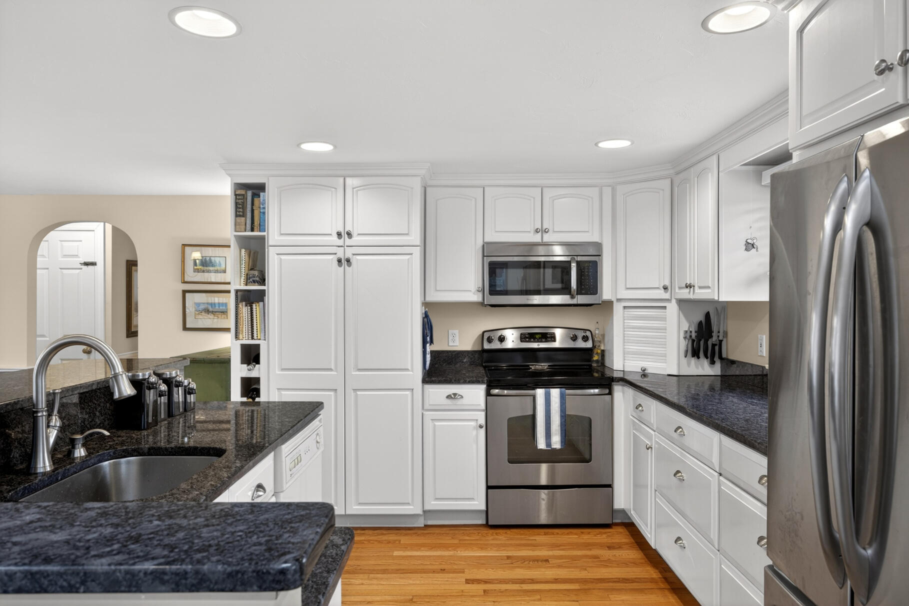 76 Santuit Road North Falmouth, MA 02556 - Photo 10 of 44 10