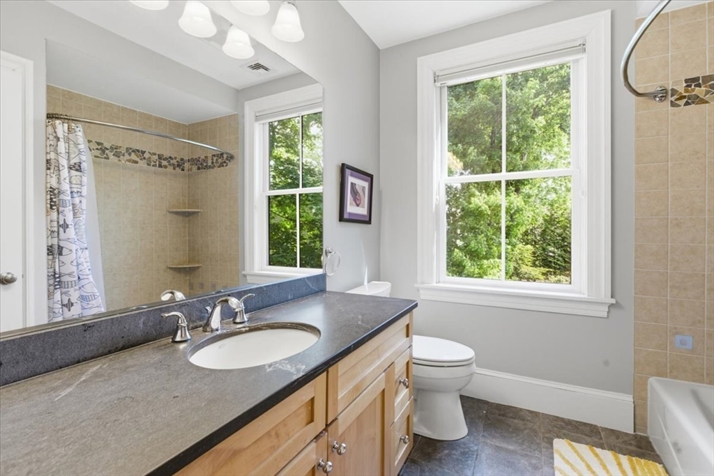 7 Locust Avenue Lexington, MA 02421 - Photo 5 of 42