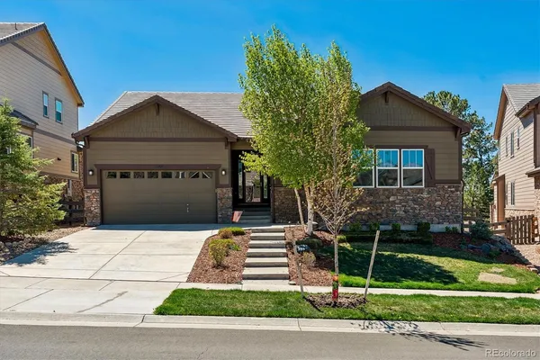 $869,900 | 6744 South Catawba Way, Aurora, CO 80016