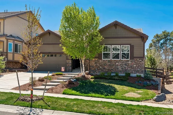 $869,900 | 6744 South Catawba Way, Aurora, CO 80016