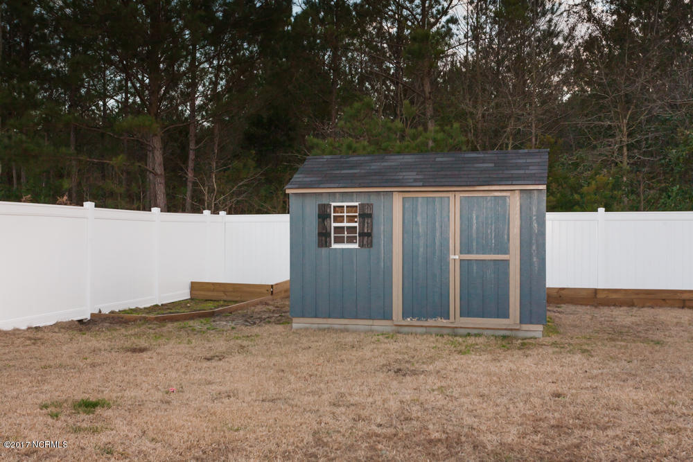 309 Echo Ridge Road Swansboro, NC 28584 - Photo 4 of 48 IMG_2462