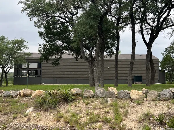 $165,000 | 333 Spanish Oak Drive, Bandera, TX 78003