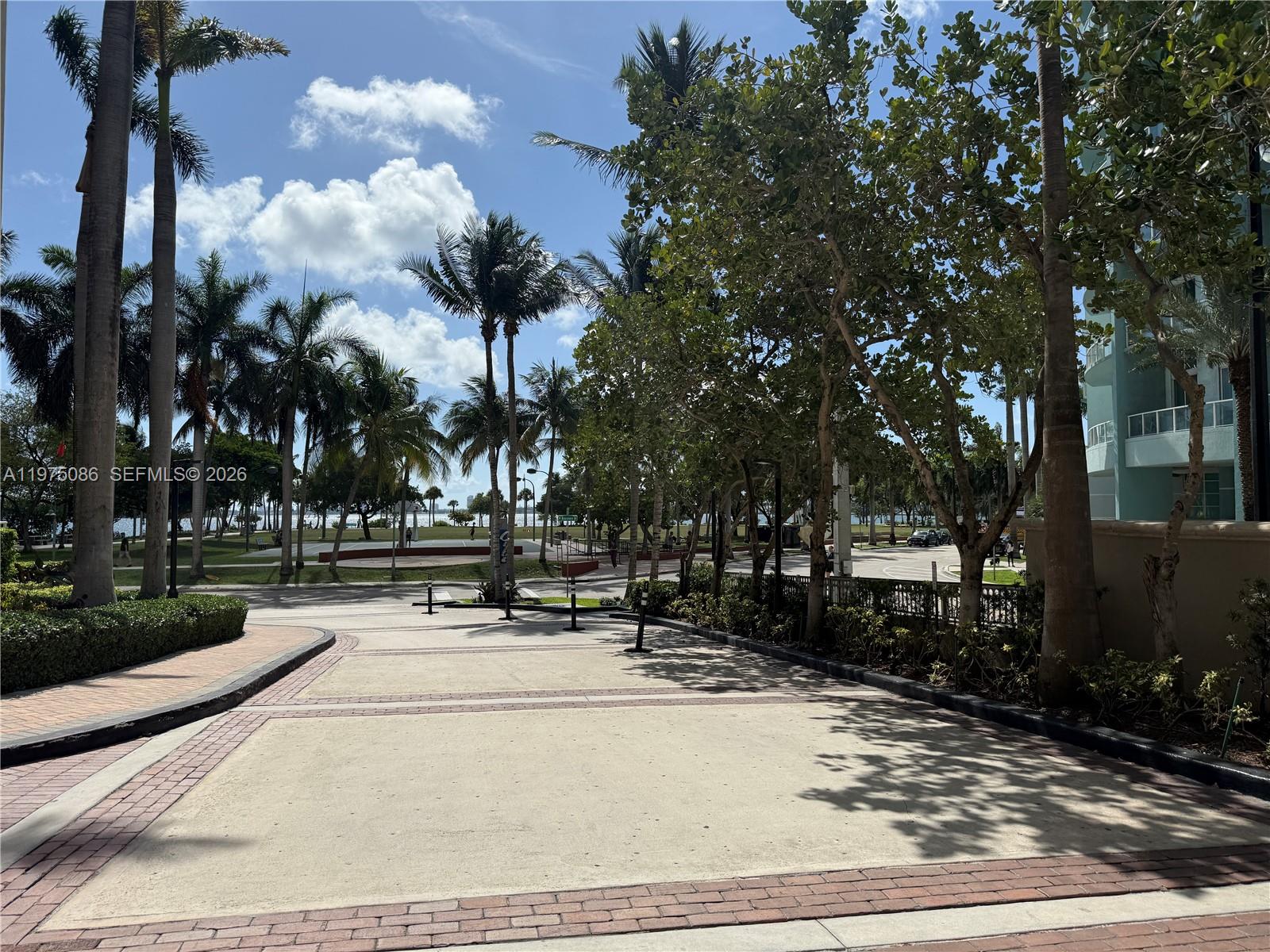 2001 Biscayne Boulevard, Unit 2402 Miami, FL 33137 - Photo 48 of 64