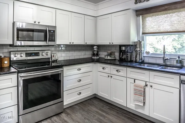 $449,900 | 205 Sevier Avenue, Greeneville, TN 37745