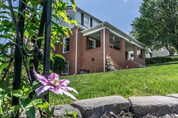 $449,900 | 205 Sevier Avenue, Greeneville, TN 37745