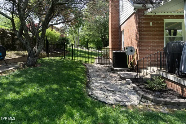 $449,900 | 205 Sevier Avenue, Greeneville, TN 37745